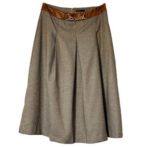 Preppy Tan Houndstooth A-Line Pleated Skirt Faux Leather & Gold Chain Waist